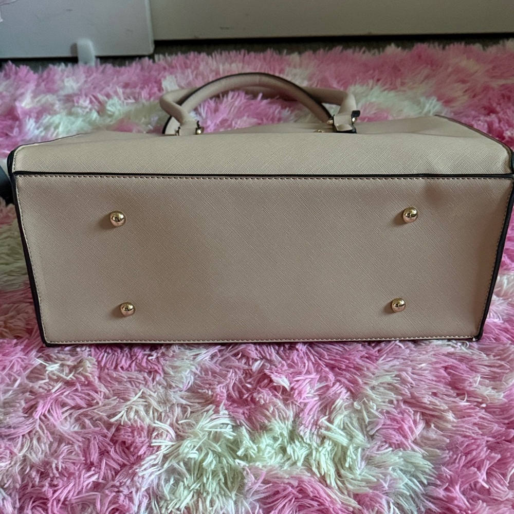 Elegant Beige Satchel Bag - Picture 7 of 13